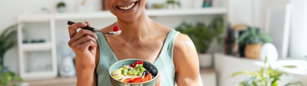 Nutrição e Endometriose: a alimentação como aliada no controle dos sintomas